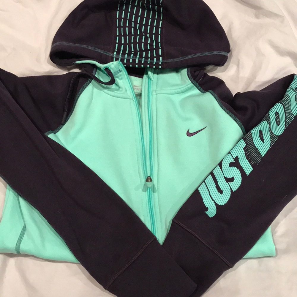 Nike therma fit zip up